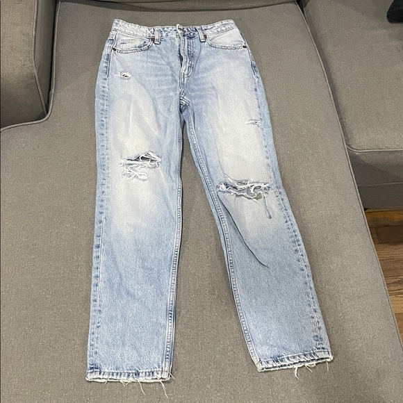 ZARA ripped mom jeans Straight leg light wash distressed - Picture 2 of 12